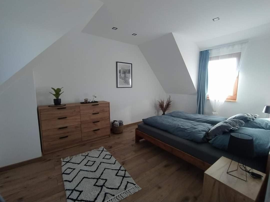 Klimatyczny - Caloroczny Holiday home